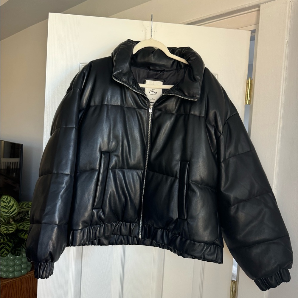 Abercrombie & Fitch Black Puffer Jacket